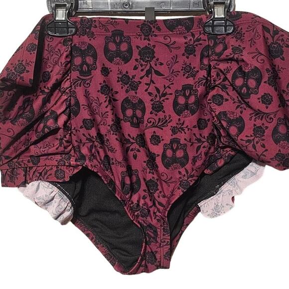 Hot Topic Maroon Sugar Skull Floral High-Waisted Swim Bottoms Plus Size - Picture 2 of 7
